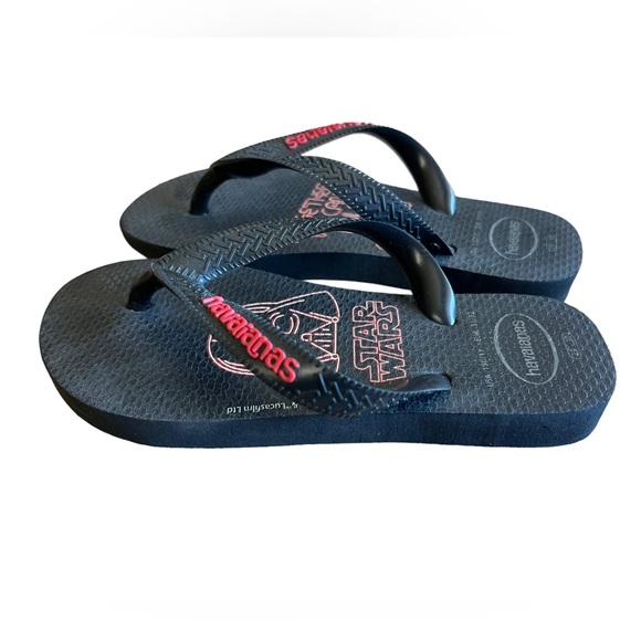 HAVAIANAS Kids Star Wars Flip Flops Darth Vader 13C/ 1Y Made In Brazil Black Red - Picture 2 of 5